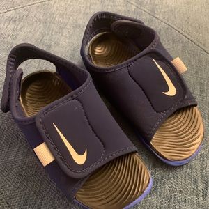 Nike Sunray Sandal